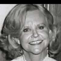 Dee Davada Mae Mey May Elliott Stanley Presley (1925–2013)
